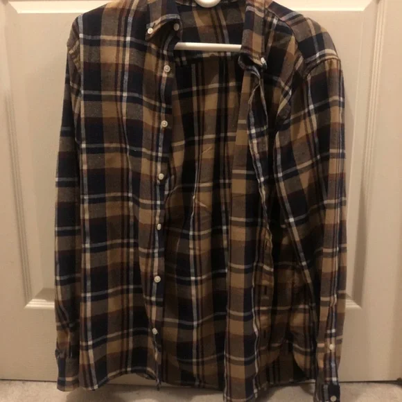 Brandy Melville Hazel Flannel Shirt - Picture 2 of 3